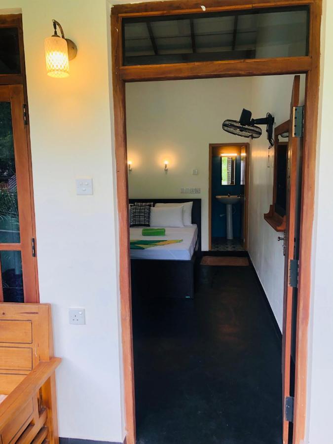 Sigiri Liya Rest Hotel Szigirija Kültér fotó