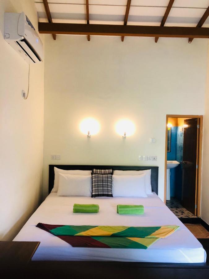 Sigiri Liya Rest Hotel Szigirija Kültér fotó