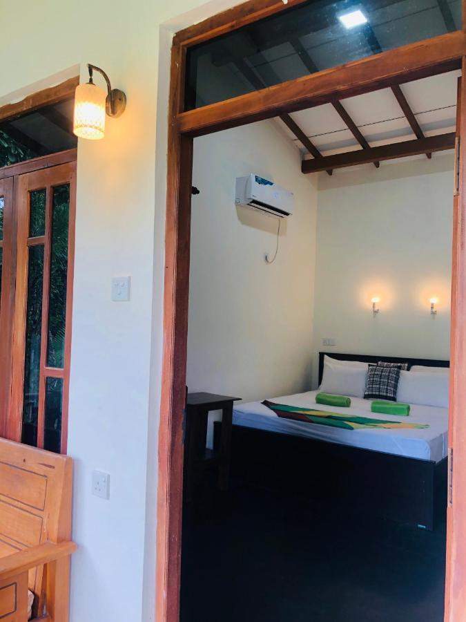 Sigiri Liya Rest Hotel Szigirija Kültér fotó